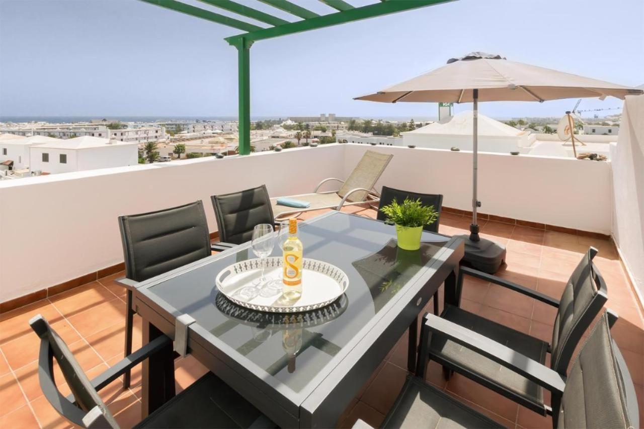 Apartamento Om Con Piscina Y Vistas Al Mar Appartement Costa Teguise Buitenkant foto