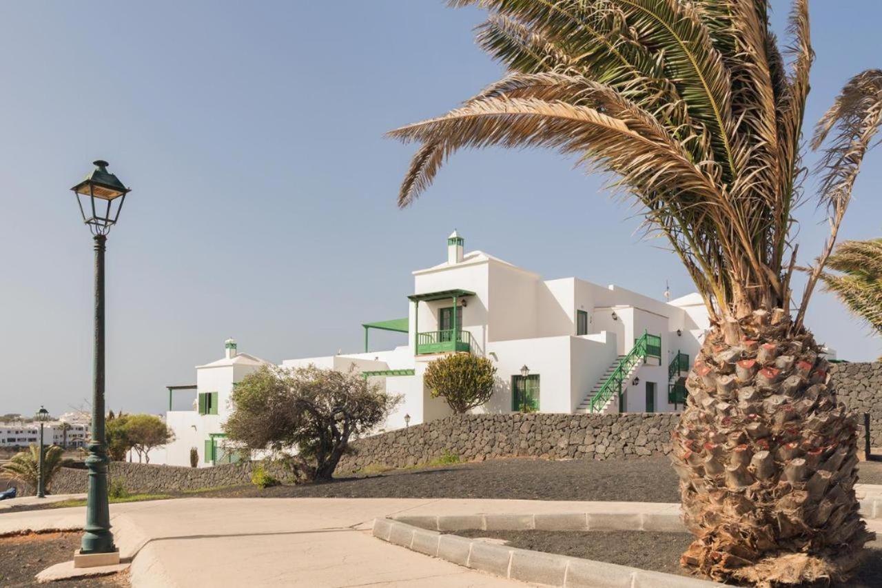 Apartamento Om Con Piscina Y Vistas Al Mar Appartement Costa Teguise Buitenkant foto